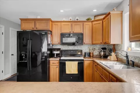 Kitchen - 115 Hidden Plateaus Rd, Swanton, VT 05483 photo 3 of 4