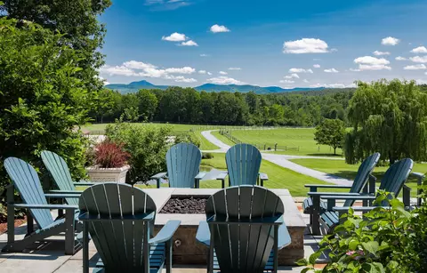 450 451 Red Truck Ln, Charlotte, VT 05445
