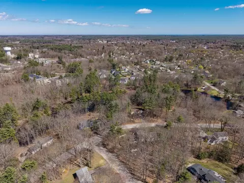 View/Area - 7 Millstream Dr, Exeter, NH 03833 photo 3 of 4