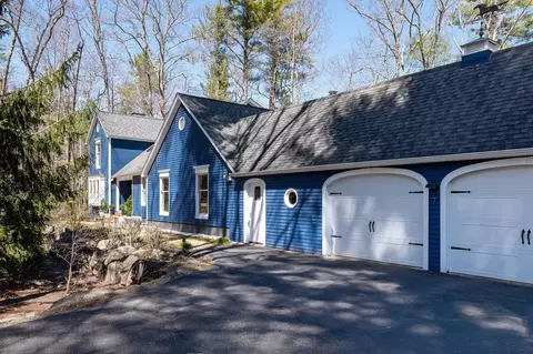 Exterior - 7 Millstream Dr, Exeter, NH 03833 photo 2 of 9