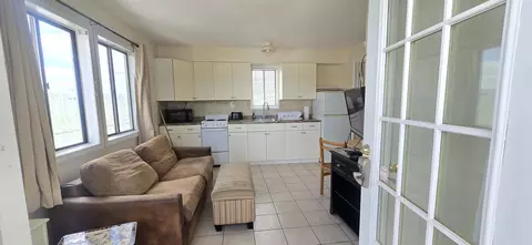 12 G St, Hampton, NH 03842 photo 5