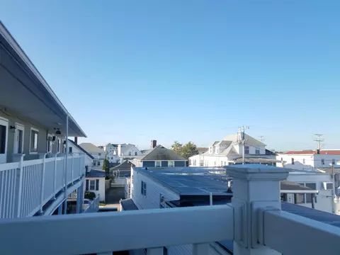 12 G St, Hampton, NH 03842 photo 3