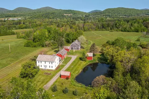 1267 Kelley Hill Rd, Pawlet, VT 05761