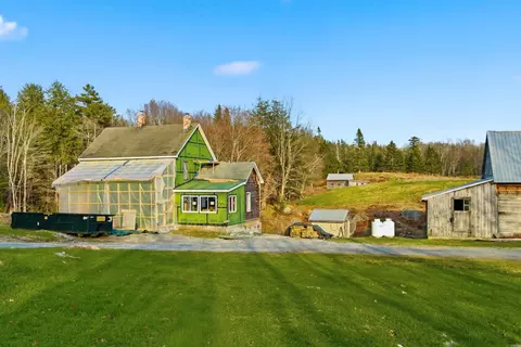 558 Klondike Rd, Stamford, VT 05352