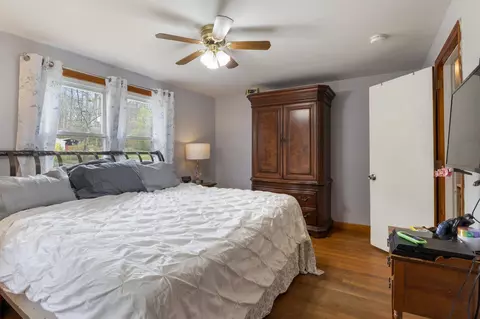 Bedroom - 2 Marblehead Rd, Windham, NH 03087 photo 2 of 7