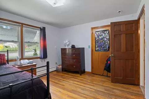 Bedroom - 2 Marblehead Rd, Windham, NH 03087 photo 4 of 7