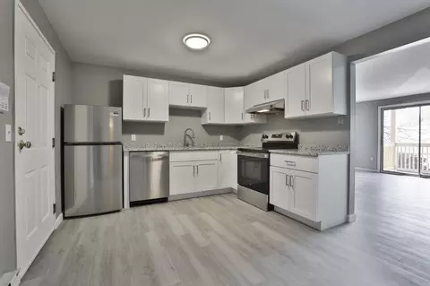 Kitchen - 12 E Side Dr #2-14, Concord, NH 03301 photo 4 of 4