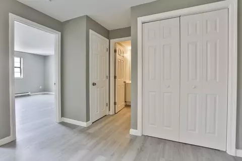 Entry Way - 12 E Side Dr #2-14, Concord, NH 03301 photo 3 of 3