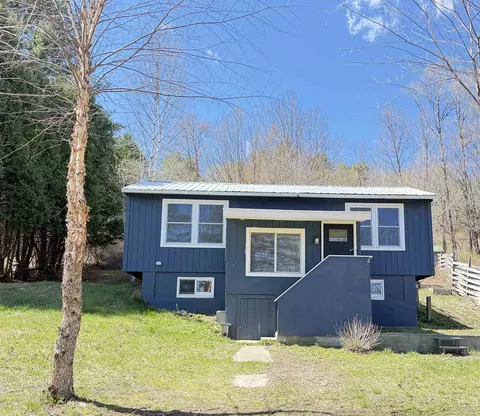 221 Southridge St # A, Springfield, VT 05156
