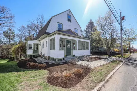 279 Sagamore St, Manchester, NH 03104