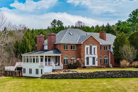 10 Morgan Rd, Hanover, NH 03755