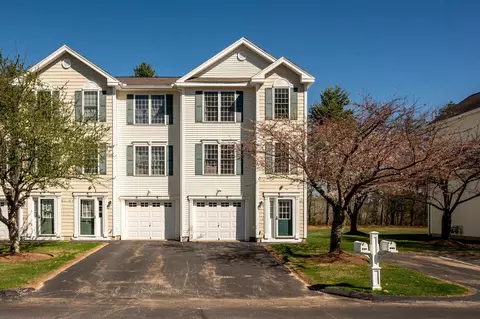 47 Mulberry St #4, Concord, NH 03301