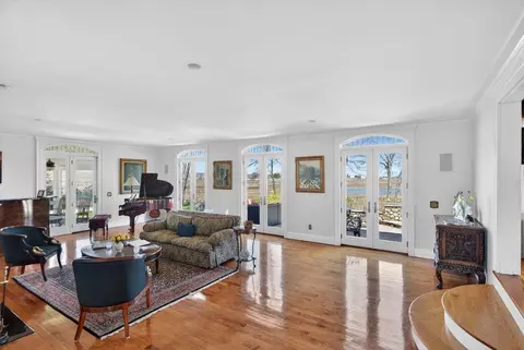 Living - 6 Wildwood Ln, Rye, NH 03870 photo 2 of 3