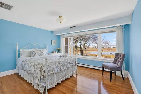 Bedroom - 6 Wildwood Ln, Rye, NH 03870 photo 6 of 7