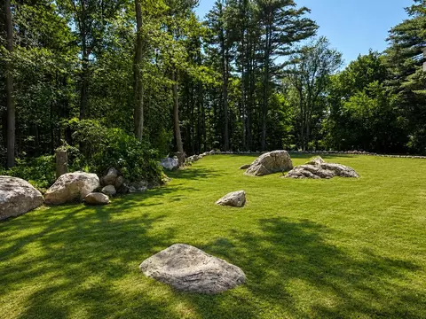 39 Mill Rd, North Hampton, NH 03862 photo 13
