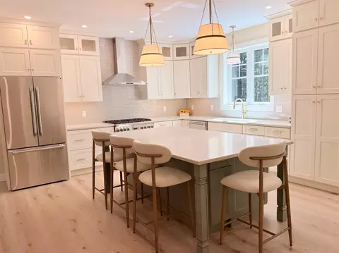 Kitchen - 39 Mill Rd, North Hampton, NH 03862 photo 1 of 3