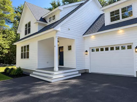 Exterior - 39 Mill Rd, North Hampton, NH 03862 photo 3 of 7