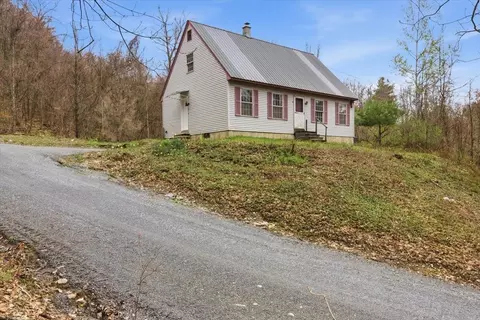 250 Shepherd Ln, Arlington, VT 05250