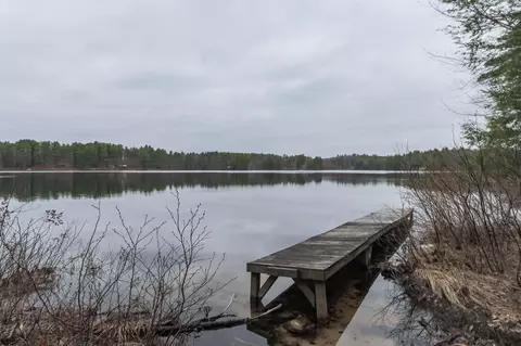 153 Scoby Wood Ln, Francestown, NH 03043