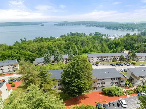 160 Treetop Cir #23, Laconia, NH 03246