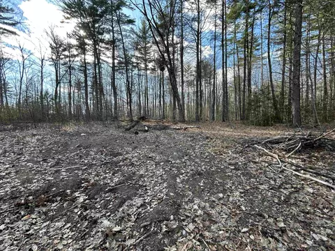 3 Sulphur Hill Road, Hillsborough, NH 03244