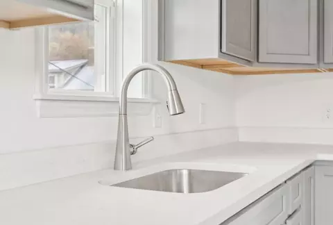 29 National St, Windsor, VT 05089 photo 3