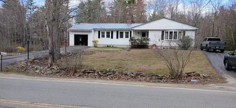 335 Chestnut Hill Rd, Farmington, NH 03835