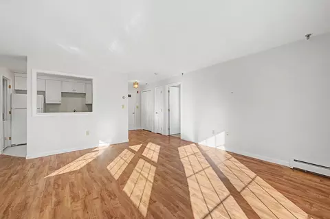 332 Parkside Rd #3, New London, NH 03257
