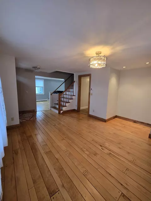Living - 79 Maple Ave, Atkinson, NH 03811 photo 3 of 5