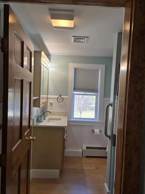 Bath - 79 Maple Ave, Atkinson, NH 03811 photo 5 of 5
