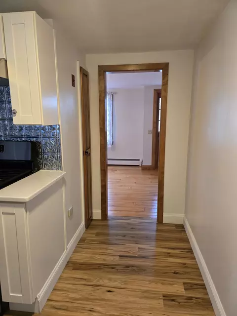 Entry Way - 79 Maple Ave, Atkinson, NH 03811 photo 3 of 5