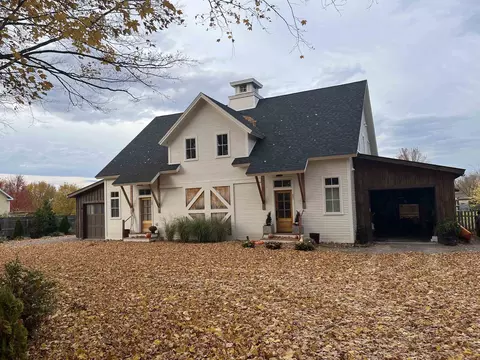 Exterior - 8001 Williston Rd, Williston, VT 05495 photo 3 of 3