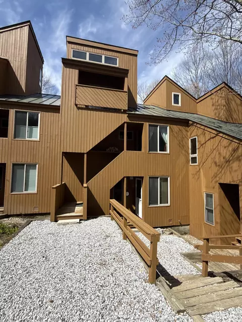 96 Sugar Run Rd #17, Fayston, VT 05673