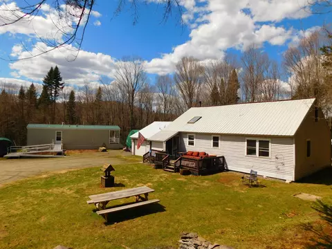 87-89 Sullivan Dr, Stewartstown, NH 03576