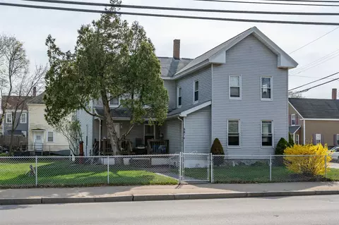 58 Amherst St, Nashua, NH 03064