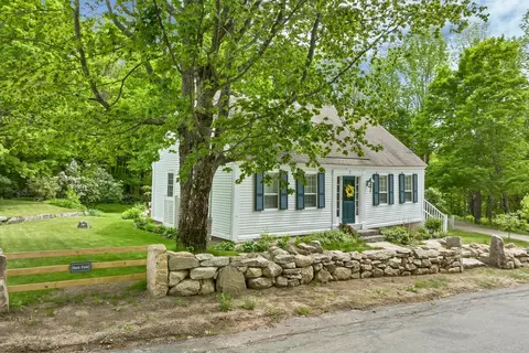 Exterior - 5 Trask Mountain Rd, Wolfeboro, NH 03894 photo 11 of 17
