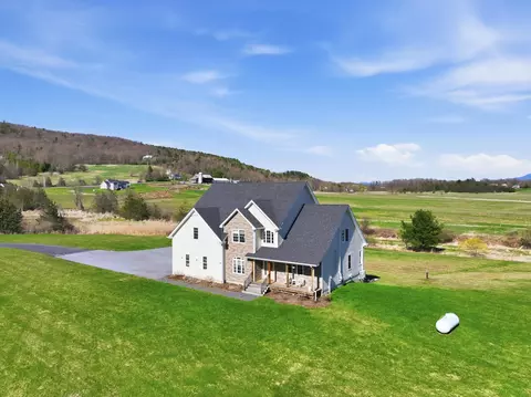 149 Elcy Ln, Charlotte, VT 05445