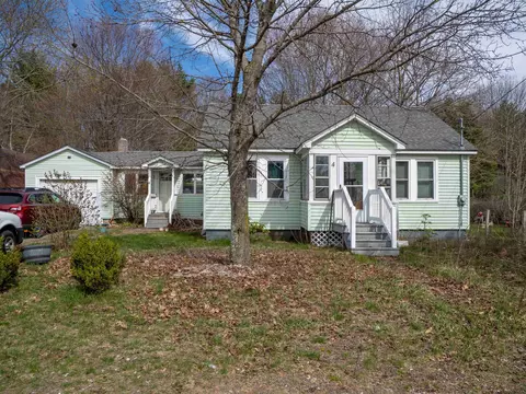 4 Old Dover Rd, Rochester, NH 03867