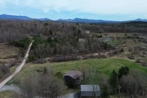 3 Muddy Dog Run, Westford, VT 05494
