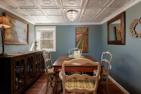 Dining - 97 Wolfeboro Rd, Hanover, NH 03755 photo 1 of 1