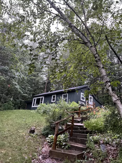 Exterior - 97 Wolfeboro Rd, Hanover, NH 03755 photo 4 of 5