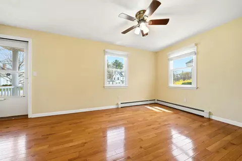 Living - 243 Winnacunnet Rd, Hampton, NH 03842 photo 4 of 4