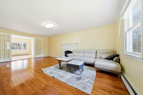 Living - 243 Winnacunnet Rd, Hampton, NH 03842 photo 1 of 4