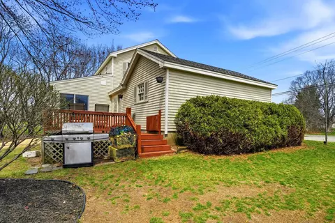 Exterior - 243 Winnacunnet Rd, Hampton, NH 03842 photo 6 of 9