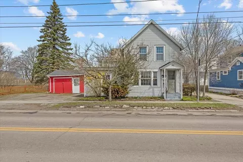 42-44 Oak St, Burlington, VT 05401