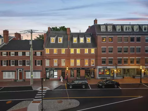 58 State St, Portsmouth, NH 03801