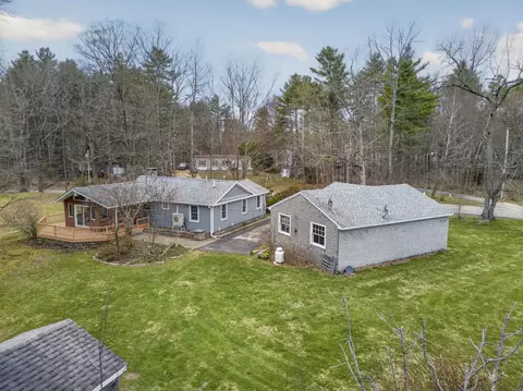 Exterior - 405 N River Rd, Epping, NH 03042 photo 7 of 10