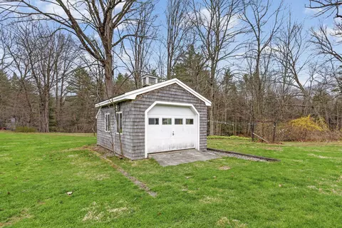 Exterior - 405 N River Rd, Epping, NH 03042 photo 6 of 10