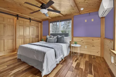 Bedroom - 405 N River Rd, Epping, NH 03042 photo 2 of 6