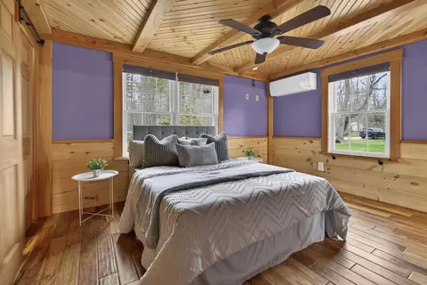 Bedroom - 405 N River Rd, Epping, NH 03042 photo 1 of 6